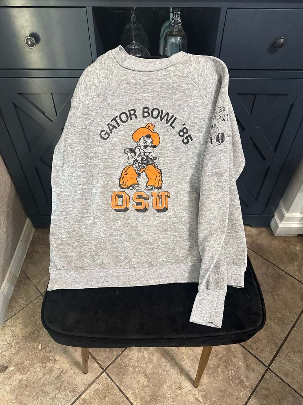 Vintage 1985 Gator Bowl Oklahoma State OSU Pistol Pete Gray Crewneck Sweatshirt